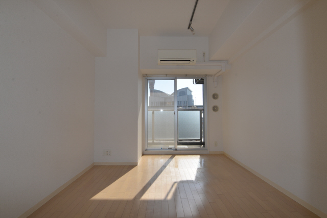 拡大写真:エスリード神戸海岸通 9階903の写真は同マンションの別のお部屋のものです