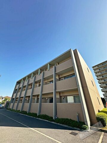 ファシルカワトの外観