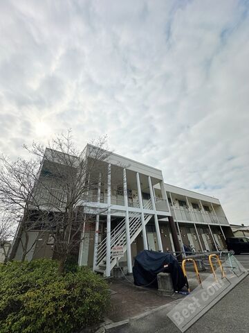 レオパレスエクセレント2号館の外観