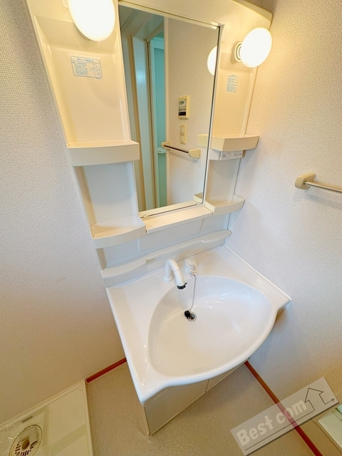 拡大写真:CASA BLANCA D棟 1階103の内観