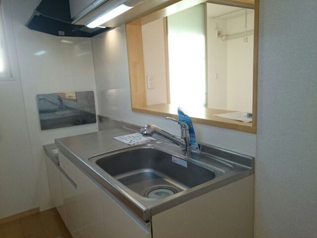 拡大写真:グレイス 1階103の内観