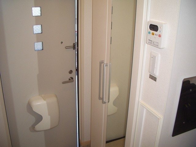 拡大写真:ベルクレスト 1階101の内観