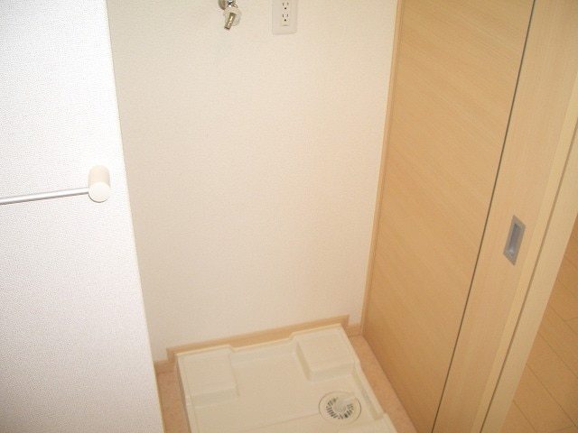 拡大写真:ベルクレスト 1階101の内観