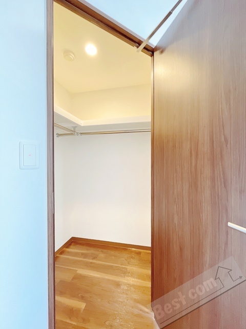 拡大写真:PHOENIX VILLA りんくう 4階402の内観