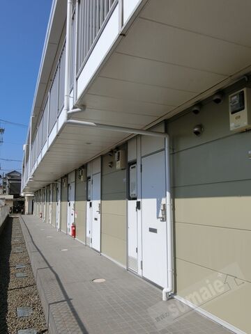 拡大写真：レオパレス土佐町 1階104の外観