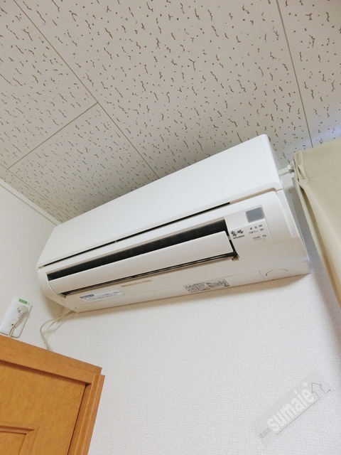 拡大写真：レオパレス土佐町 1階104の内観