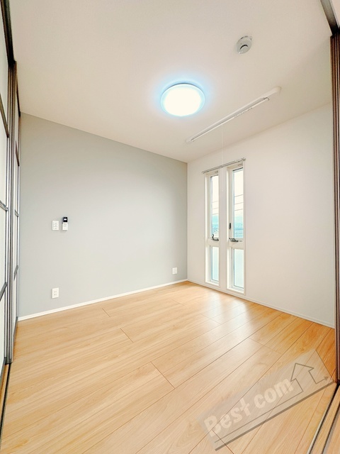 拡大写真:La maison Chico Rich 3階301の内観