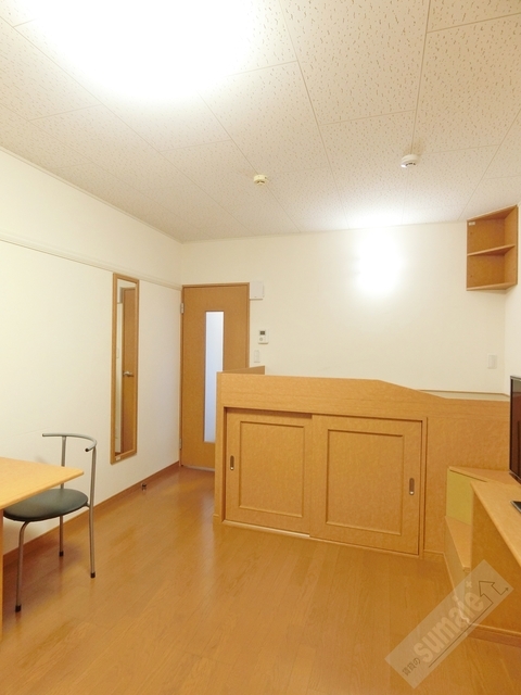 拡大写真：レオパレスプリート 2階207の内観