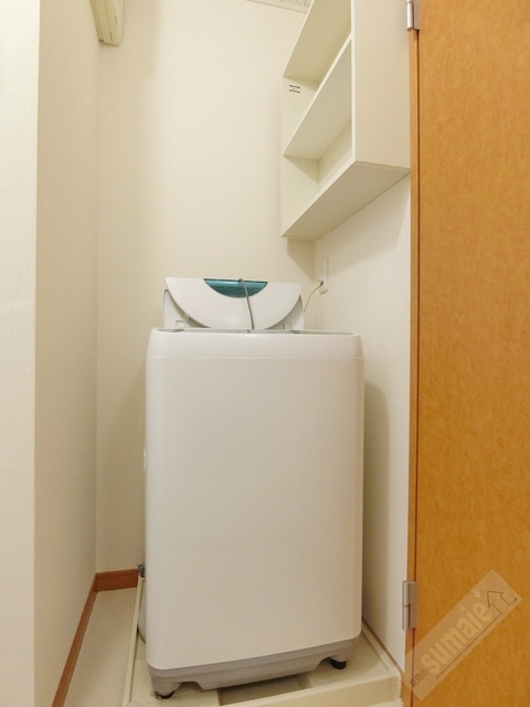 拡大写真:レオパレスウェル 1階109の内観