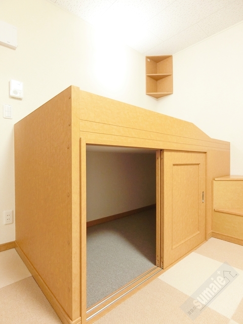 拡大写真:レオパレスKSPIRIT葵 2階205の内観