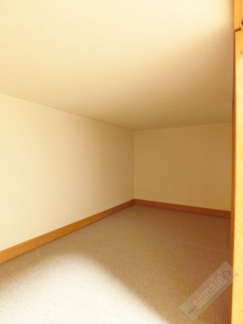 拡大写真:レオパレスKSPIRIT葵 2階205の内観