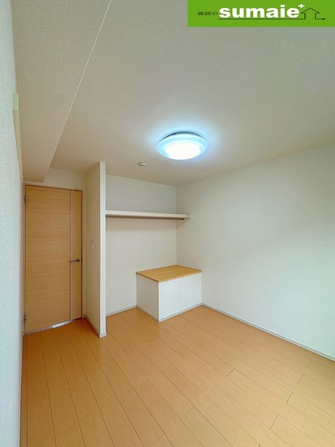 拡大写真:アーバンソレイユ 2階0203の内観