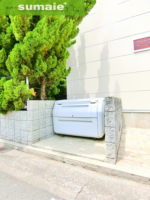 拡大写真:レオパレス和歌川 1階102の内観
