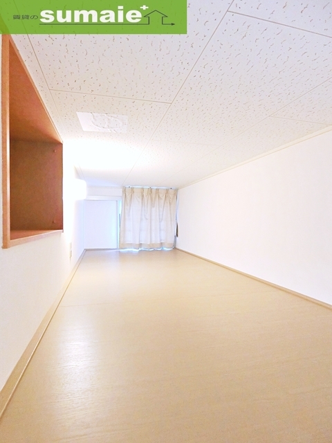 拡大写真:レオパレス和歌川 1階102の内観