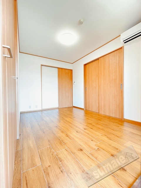 拡大写真:グレイスピア吹上 3階302の内観