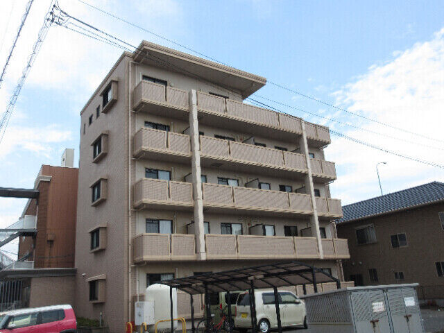 倉敷市新倉敷駅前4丁目の外観