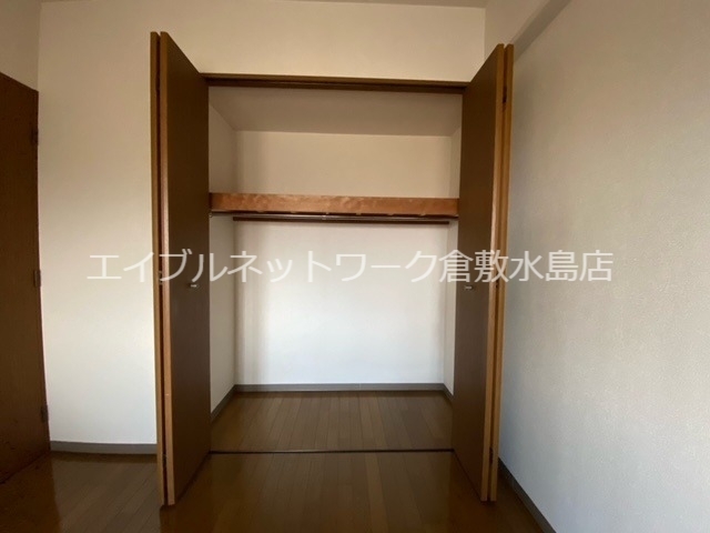 拡大写真:クレストール 4階406の収納