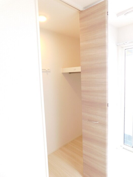 拡大写真:RESIDENCE阿知 1階102の収納