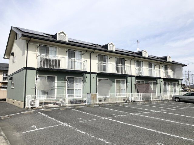 ジョイファミリー総社 B棟の外観