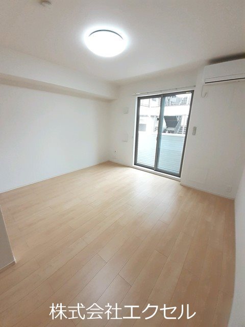 拡大写真:あきる野市秋川6丁目 1階102のリビング