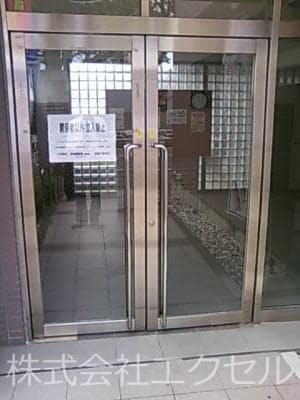 拡大写真:八王子市東浅川町 2階205のエントランス