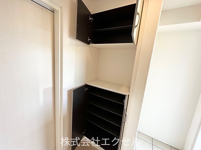拡大写真:八王子市下恩方町 1階101の玄関