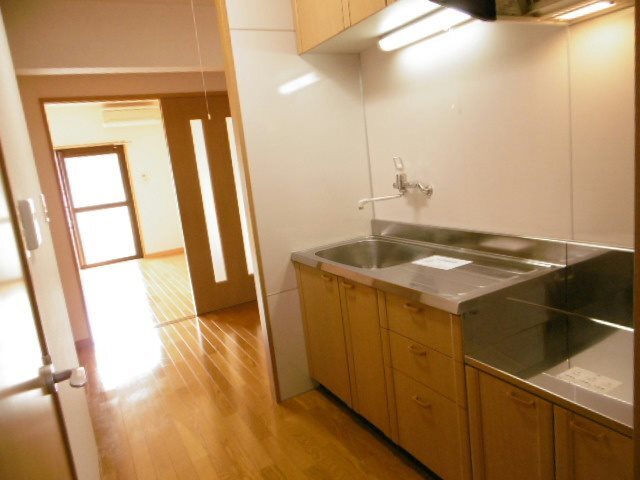 拡大写真:町田市小山町 3階305のキッチン