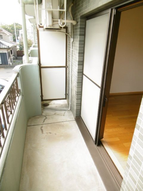 拡大写真:町田市小山町 3階305のバルコニー・ベランダ
