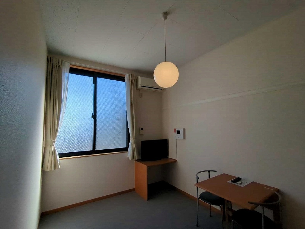 拡大写真:八王子市弐分方町 2階207のリビング