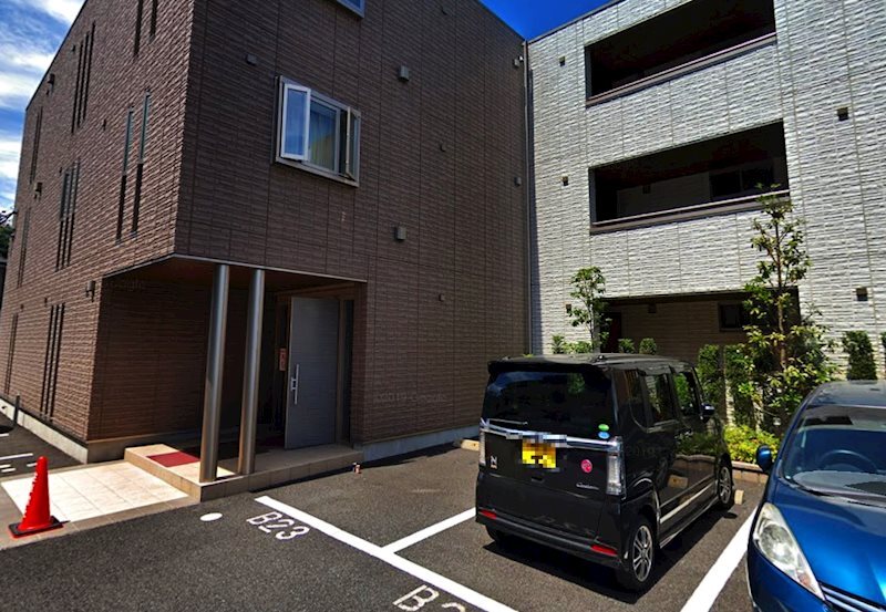拡大写真:昭島市中神町 3階305のエントランス