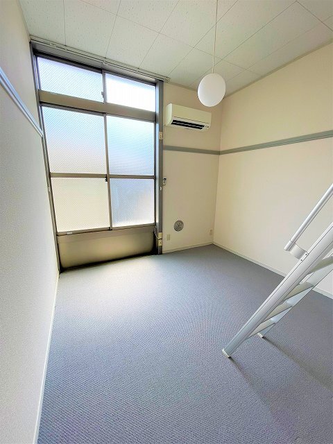 拡大写真:八王子市堀之内3丁目 2階201のリビング