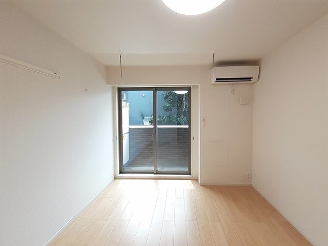 拡大写真:小平市小川東町 1階102のリビング