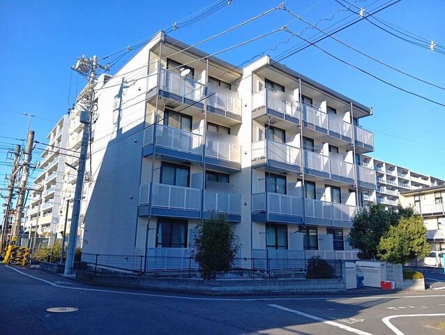 レオパレスタスコの外観