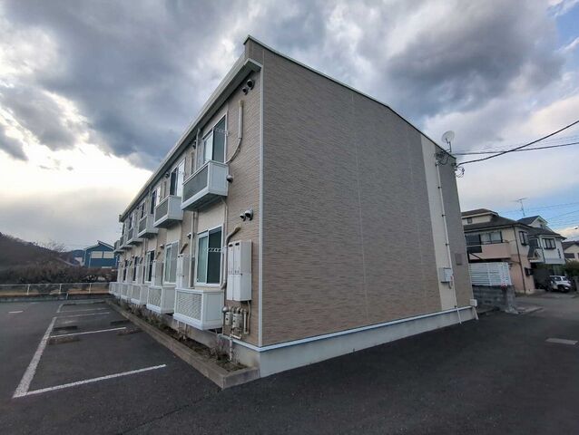 レオパレスジュネスIIIの外観