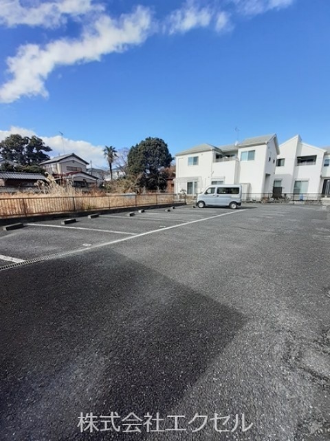 拡大写真:プルミエール秋川 1階102の駐車場