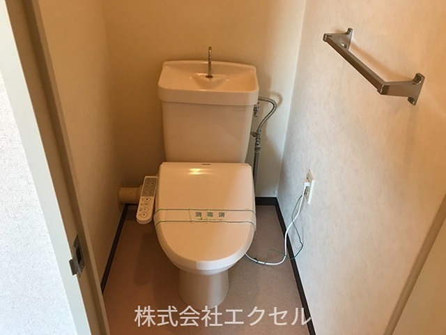 拡大写真:あきる野市小川東1丁目 3階K1のトイレ