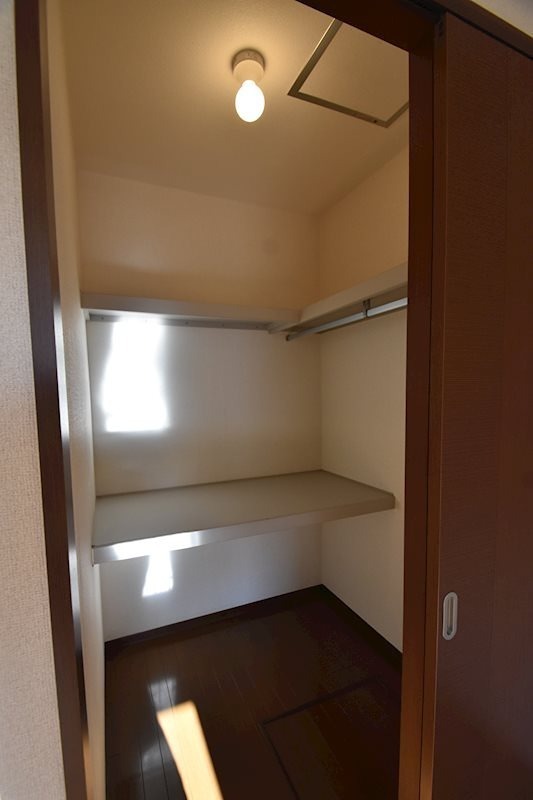 拡大写真:八王子市館町 1階102の収納