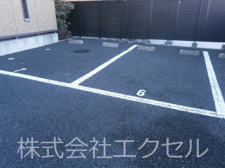 拡大写真:リヴェール石田 1階102の駐車場