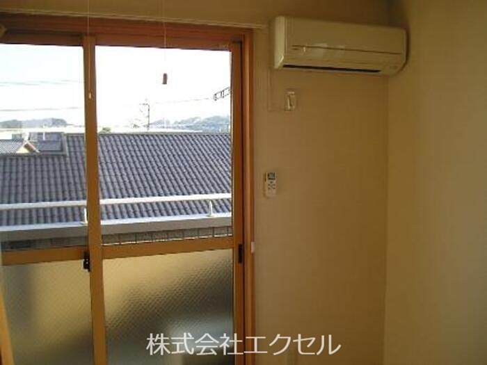 拡大写真:リヴェール石田 1階102のリビング