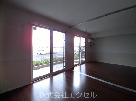 拡大写真:グランメール2番館 1階103のベッドルーム