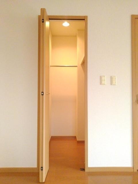 拡大写真:町田市小山町 1階101の収納