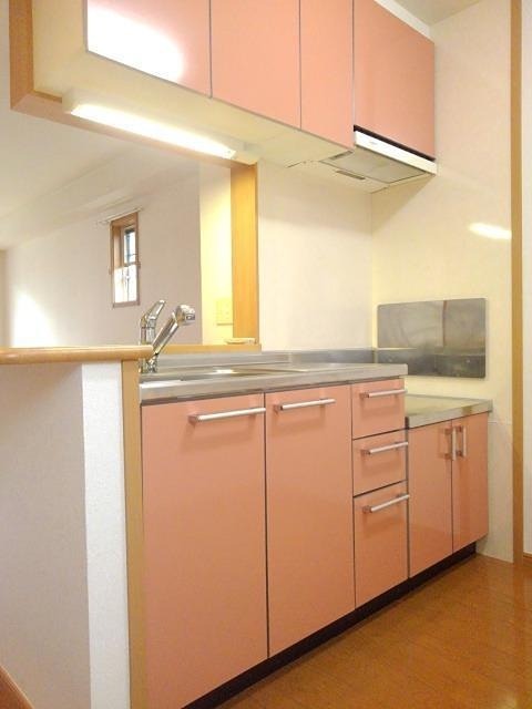 拡大写真:町田市小山町 1階101のキッチン