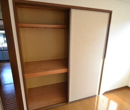 拡大写真:ドエルA 1階102の収納