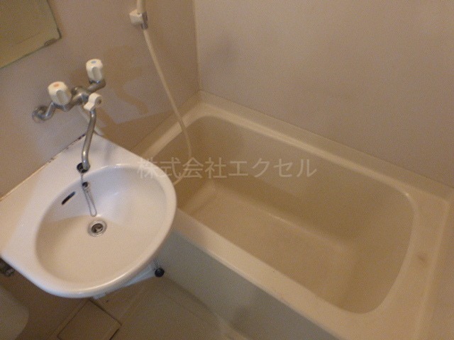 拡大写真:植村ビル 3階223の洗面所
