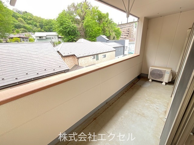 拡大写真：日野市落川 3階305のバルコニー・ベランダ