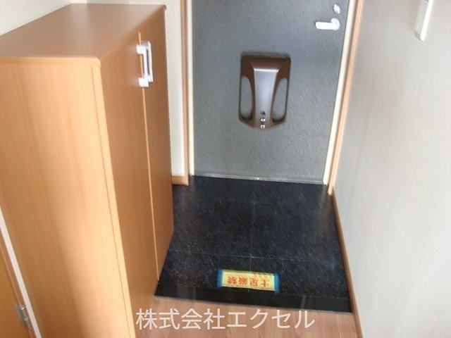 拡大写真:八王子市大和田町1丁目 3階301の玄関