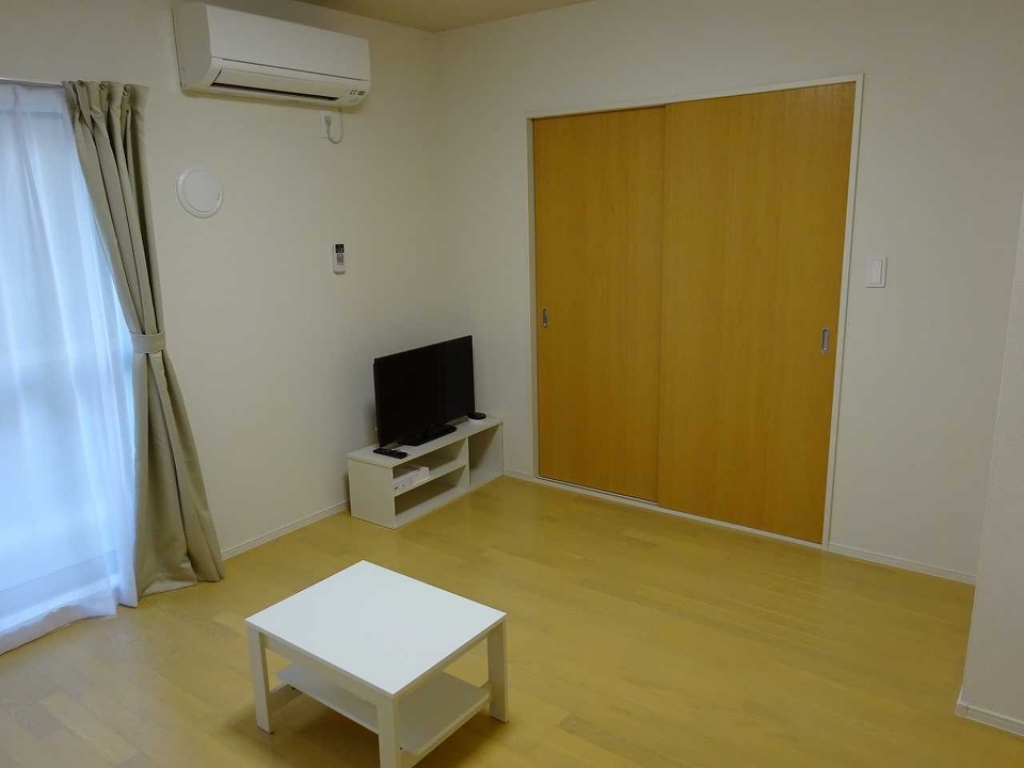 拡大写真:八王子市日吉町 1階K1のリビング