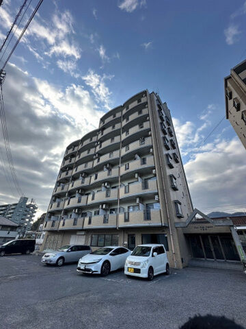 グリーンヴァリィ金光一番館の外観