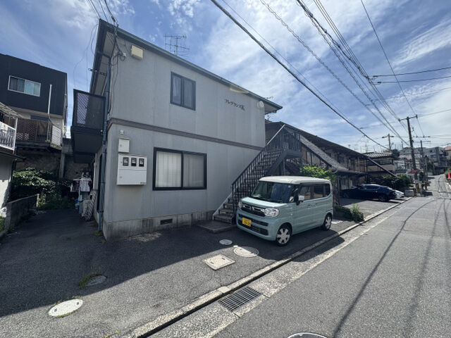 フレグランスKの外観