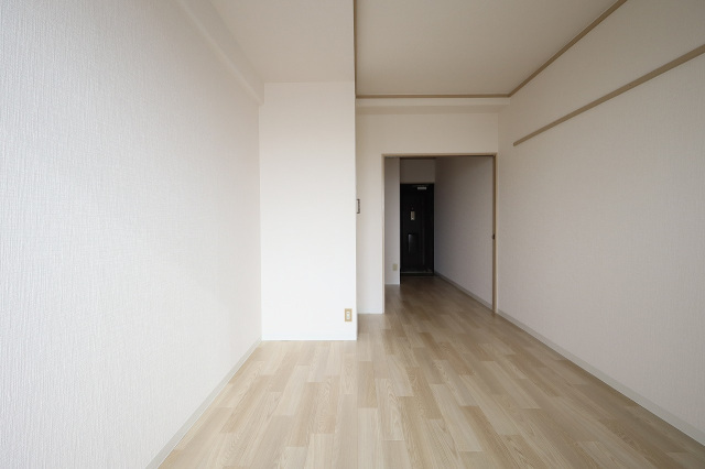 拡大写真:メゾン敬 7階704の居間